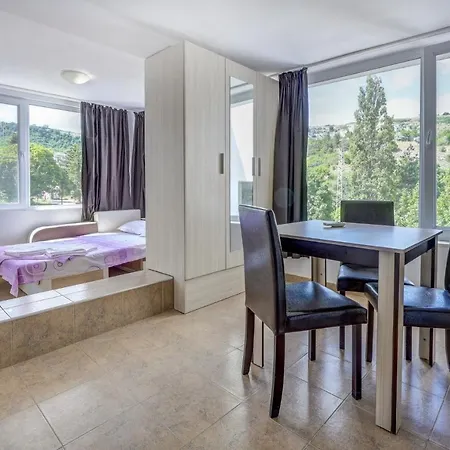 Saint George 1 Aparthotel *